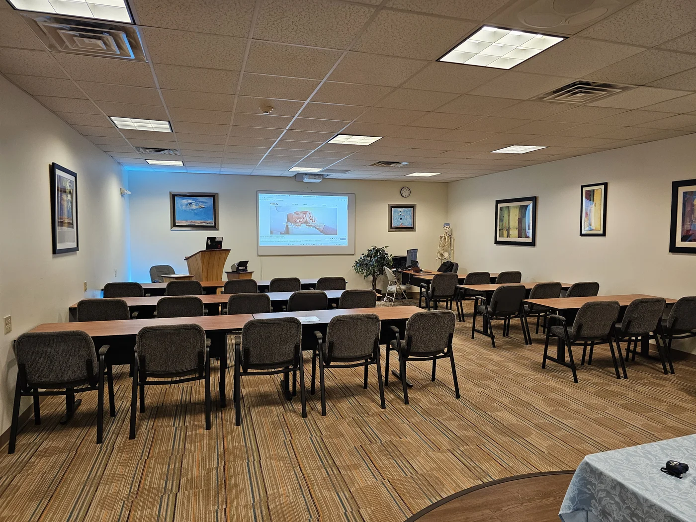Didactic room with podium